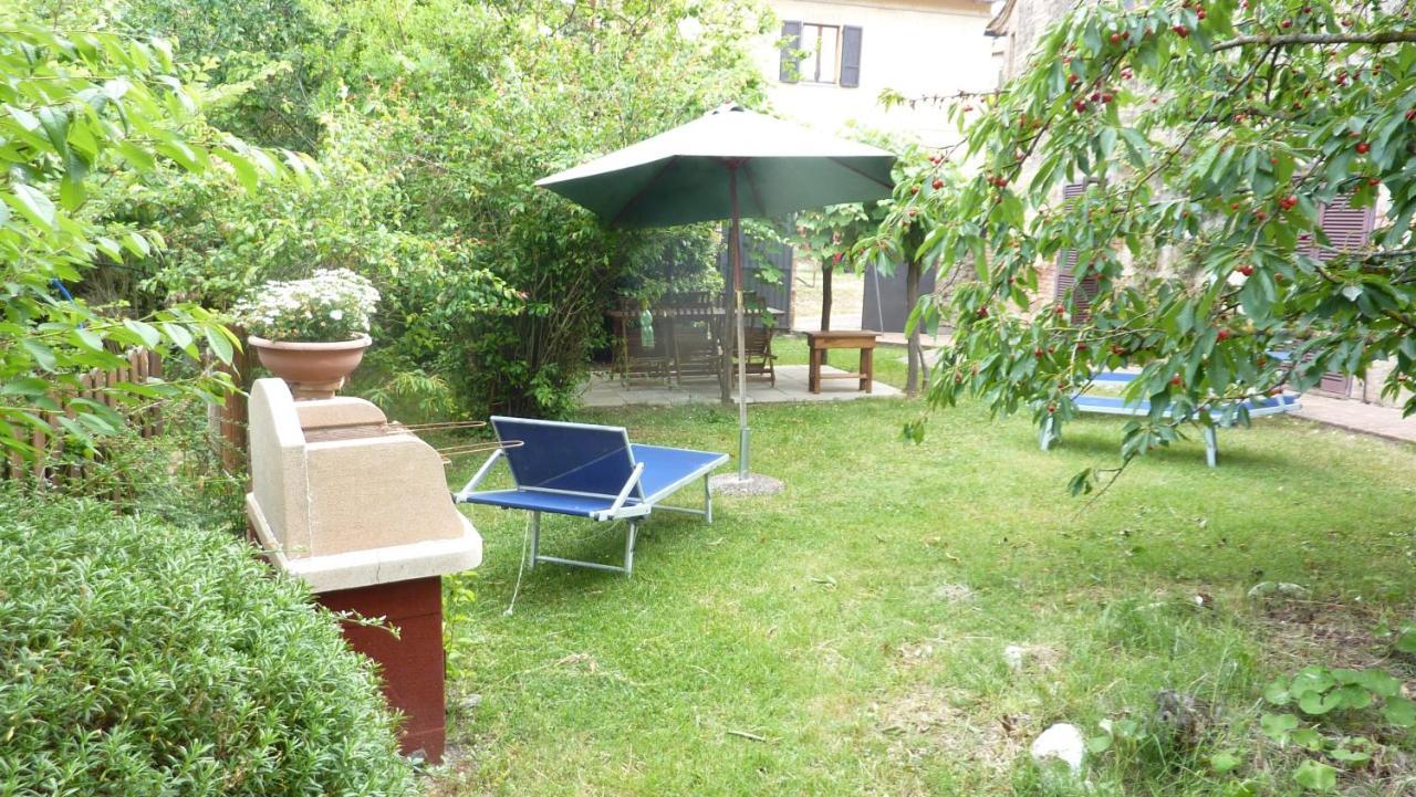 Agriturismo Bellavista Radicondoli ภายนอก รูปภาพ