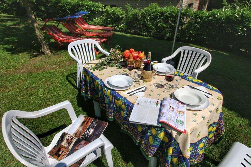 Agriturismo Bellavista Radicondoli ภายนอก รูปภาพ