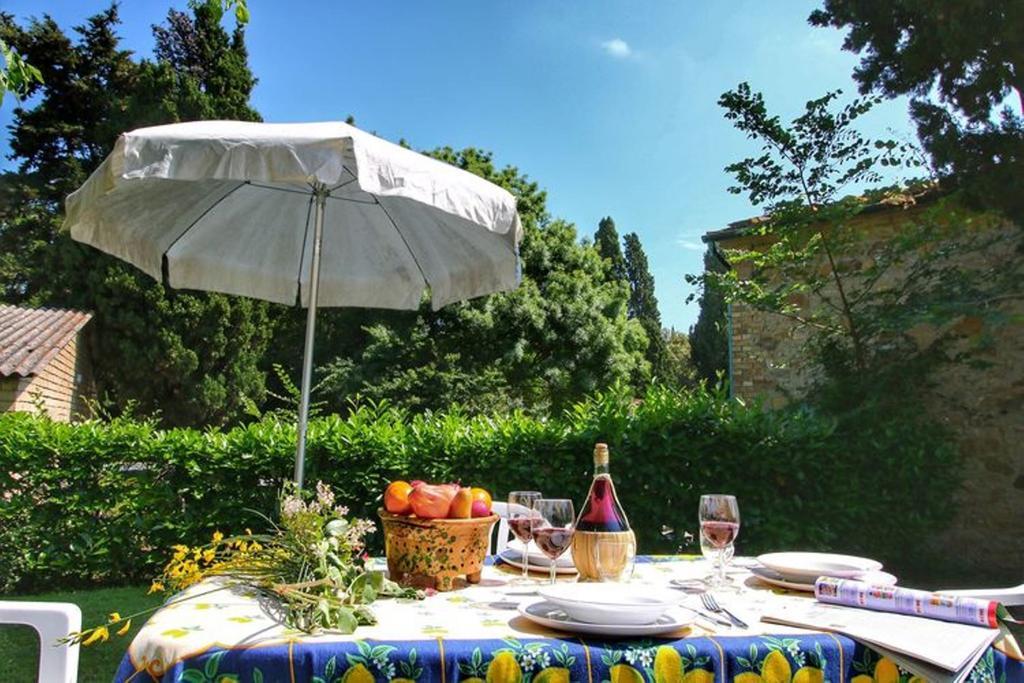 Agriturismo Bellavista Radicondoli ภายนอก รูปภาพ