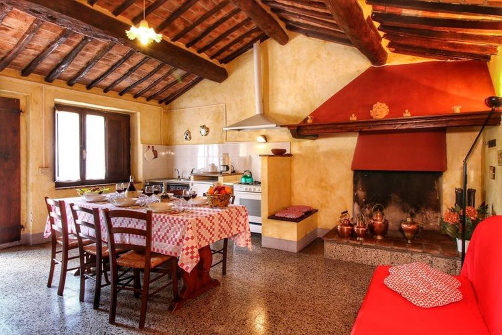 Agriturismo Bellavista Radicondoli ภายนอก รูปภาพ